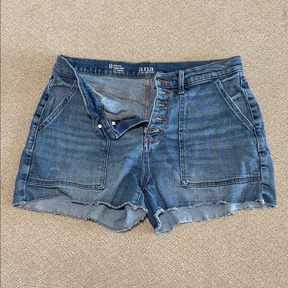 a.n.a Pants - A.N.A. High Rise Denim Short Button Fly 3.5 Inseam Comfort Stretch size 10